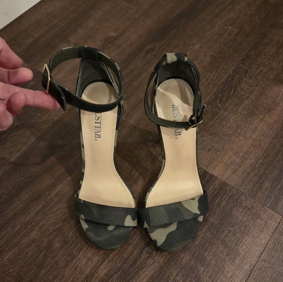 JustFab Green and Black Camouflage Heels - Picture 2 of 6